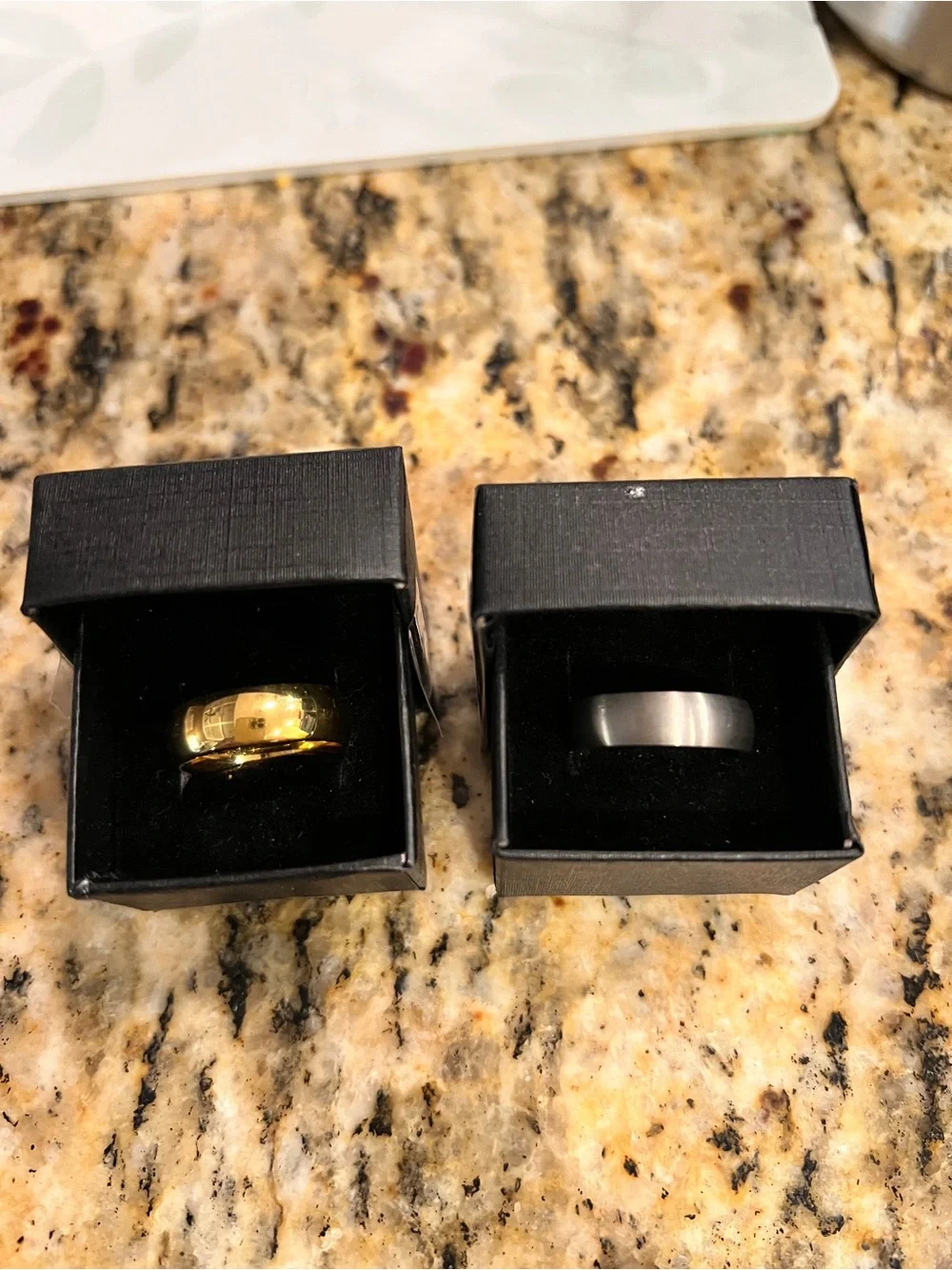 Set of Two Wedding Bands - Silver Tone & Gold Tone 7mm Sz 8 Unisex